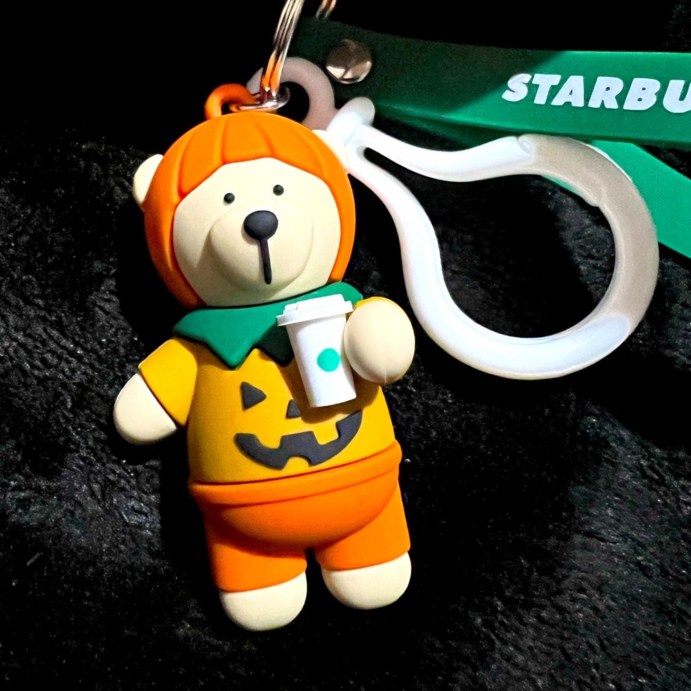 Starbucks 🇲🇽 Bearista Halloween🎃 Keychain